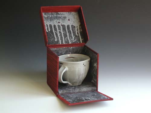 red drippy gray pic02